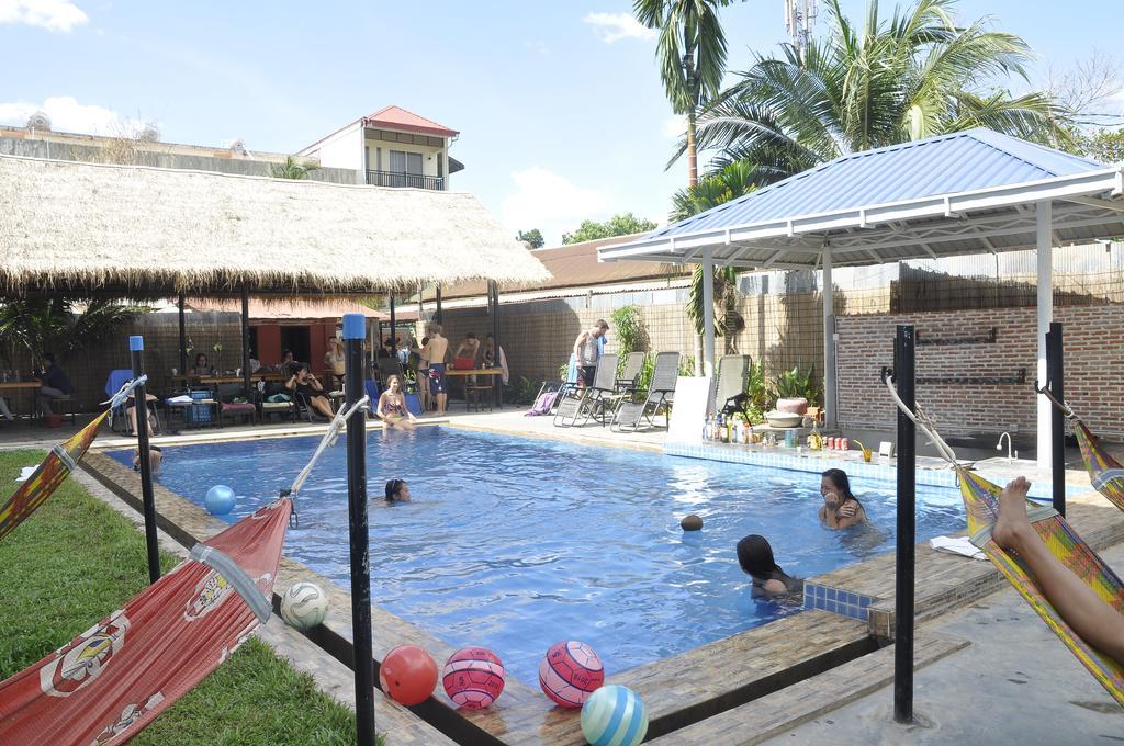 Pool Party Hostel Siem Reap Ngoại thất bức ảnh