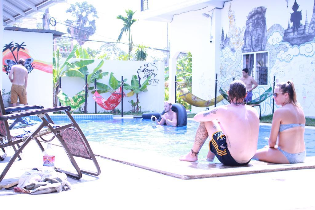 Pool Party Hostel Siem Reap Ngoại thất bức ảnh