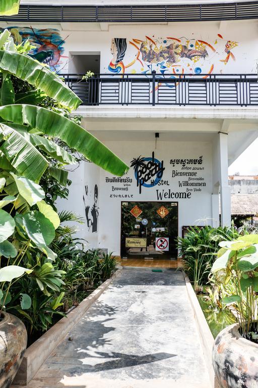 Pool Party Hostel Siem Reap Ngoại thất bức ảnh