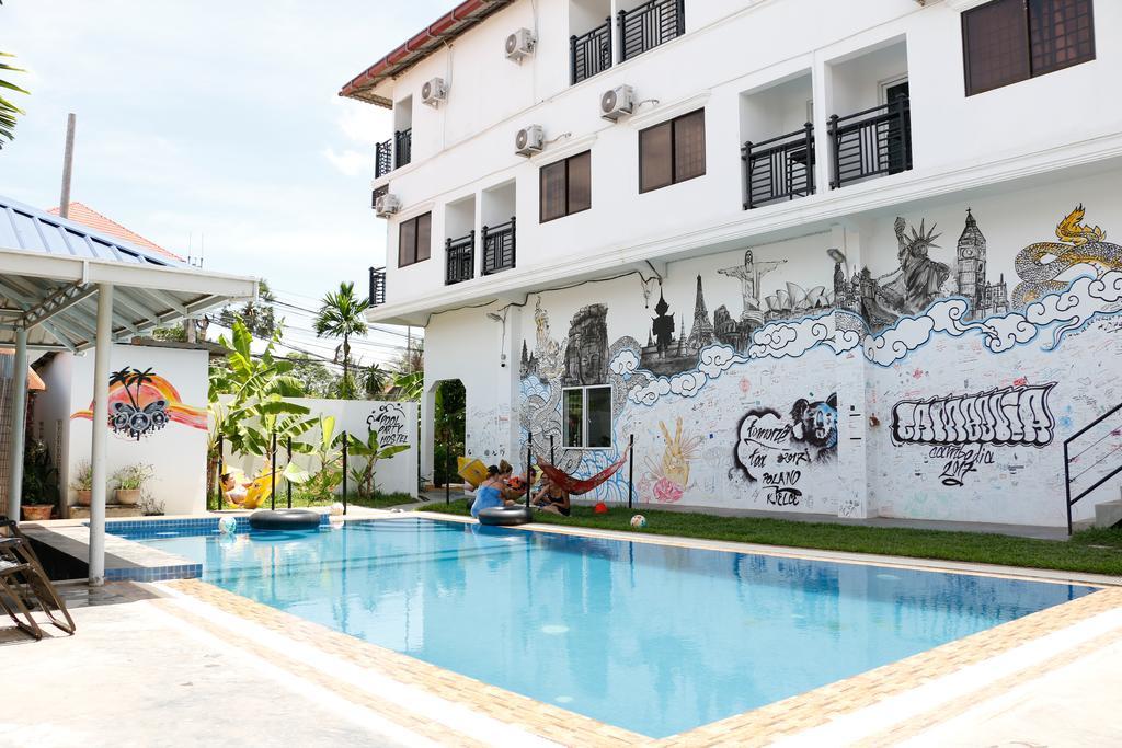 Pool Party Hostel Siem Reap Ngoại thất bức ảnh