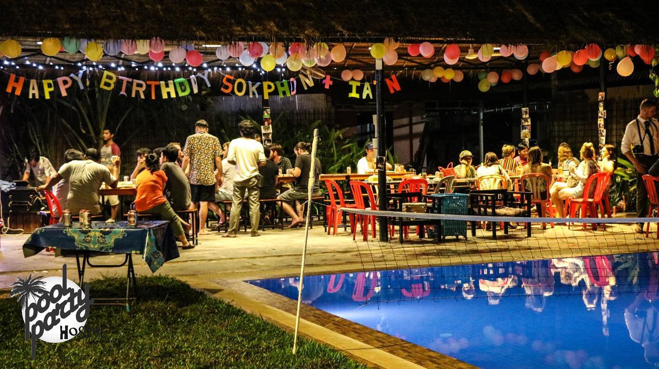 Pool Party Hostel Siem Reap Ngoại thất bức ảnh